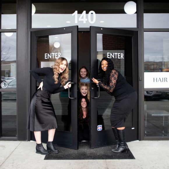 HI! 👋🏻 I'M CARLEY - Picture 5 of 8